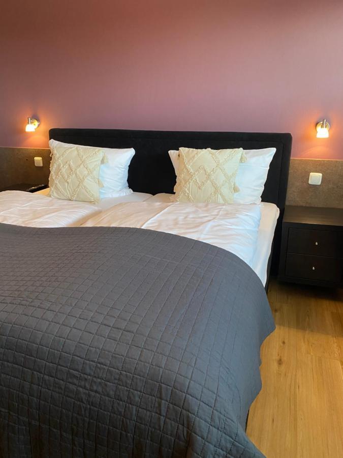 טרייר Hotel Schuetz מראה חיצוני תמונה